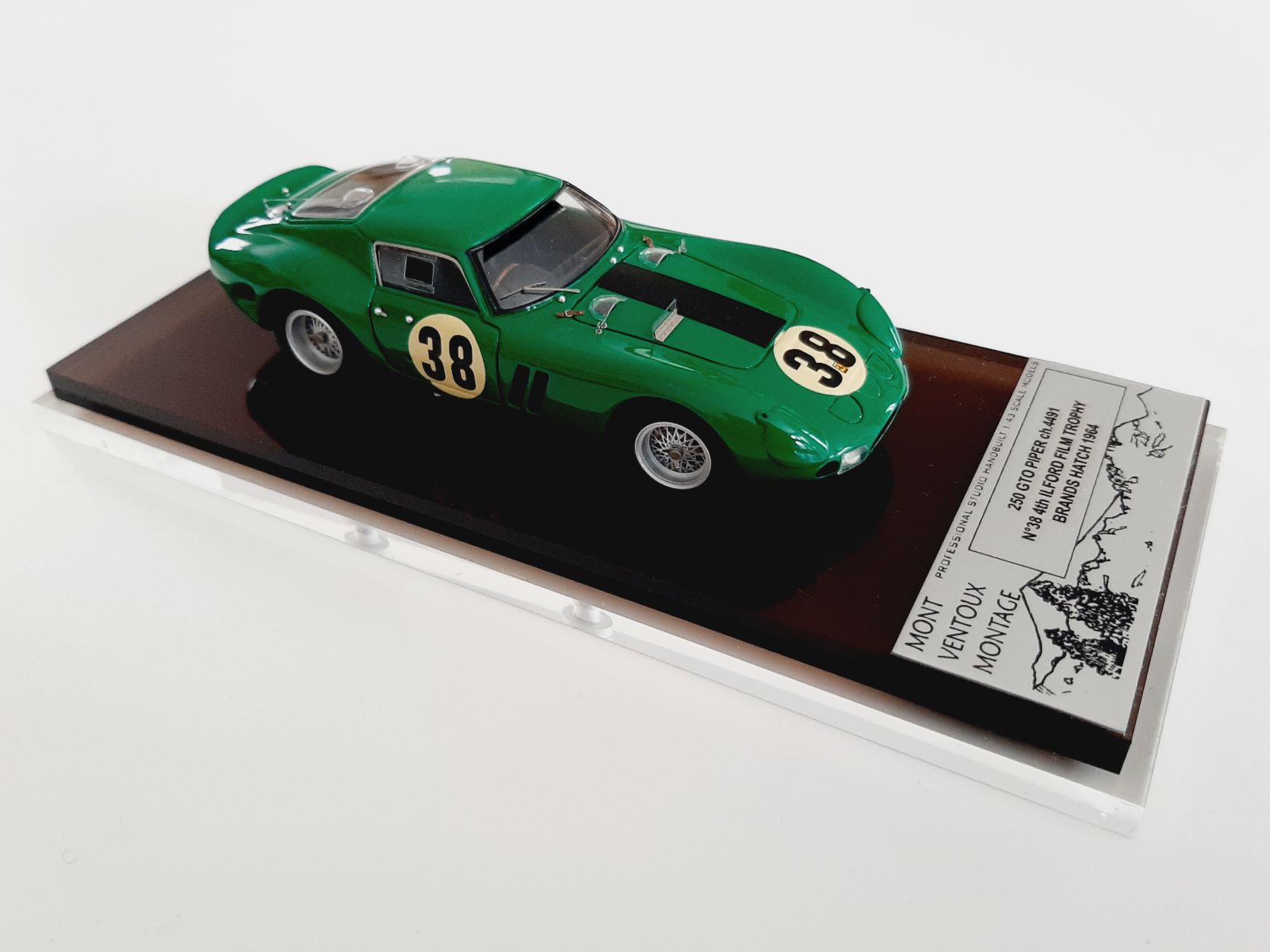 M. Craig : Ferrari 250 GTO 4491 GT Brands Hatch 1964 -> RESERVED